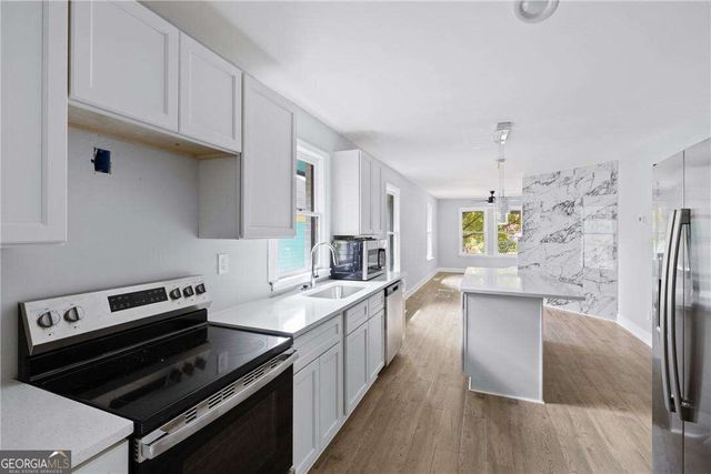 554 Lawton Street SW, Atlanta, GA 30310
