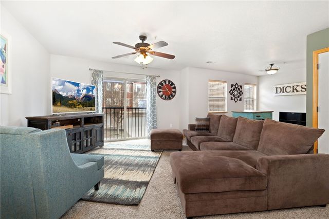 2835 W Redstone Drive, Fayetteville, AR 72704