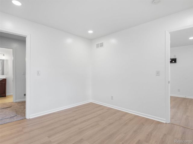 26545 Brush Street, Madison Heights, MI 48071