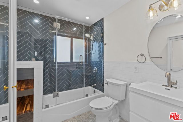 7212 W 91st Street, Los Angeles, CA 90045