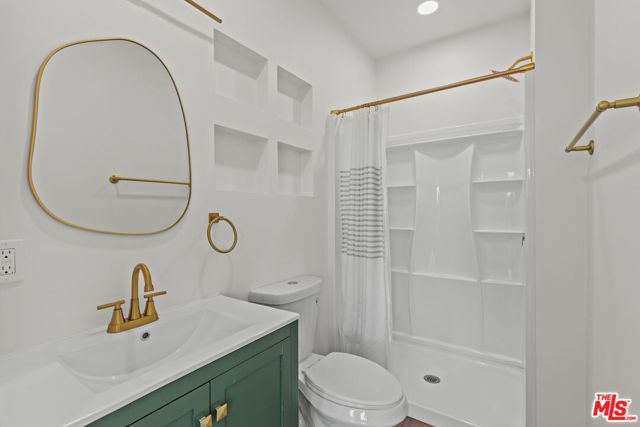 7212 W 91st Street, Los Angeles, CA 90045