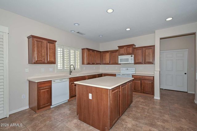 29789 W FAIRMOUNT Avenue, Buckeye, AZ 85396
