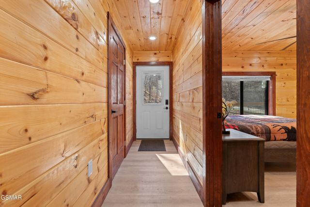 3115 Emerald Springs Loop, Sevierville, TN 37862