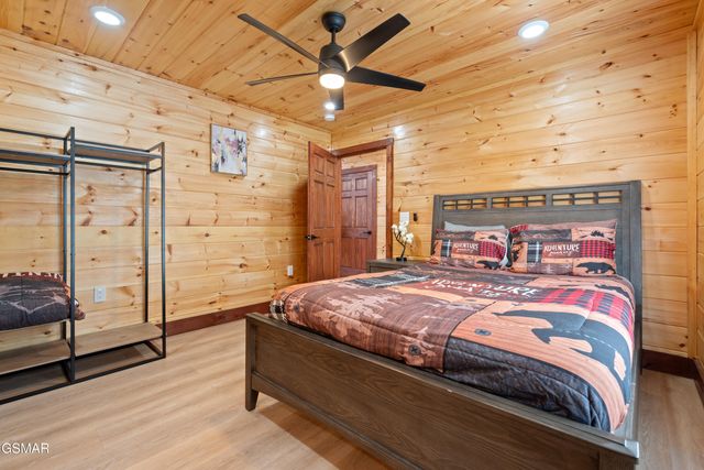 3115 Emerald Springs Loop, Sevierville, TN 37862