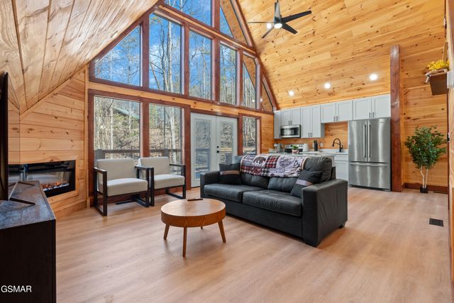 3115 Emerald Springs Loop, Sevierville, TN 37862