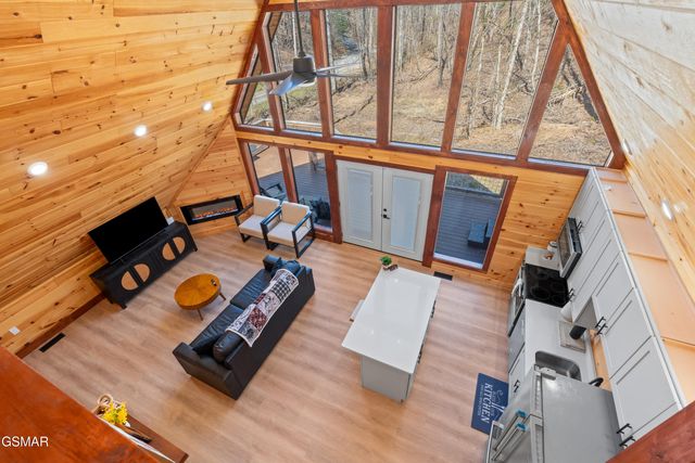 3115 Emerald Springs Loop, Sevierville, TN 37862