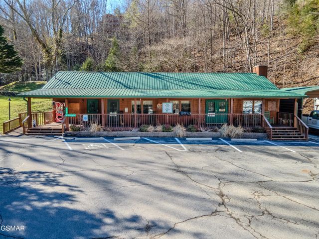 3115 Emerald Springs Loop, Sevierville, TN 37862