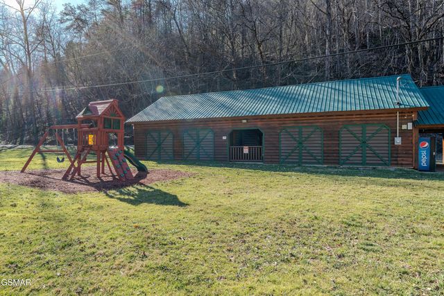 3115 Emerald Springs Loop, Sevierville, TN 37862