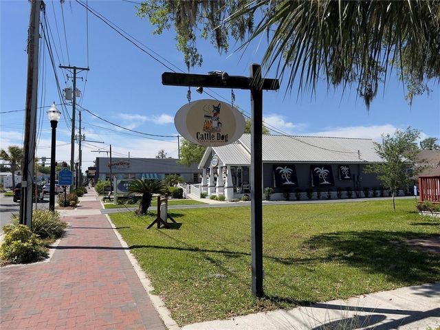 450 NW CRYSTAL STREET, Crystal River, FL 34428