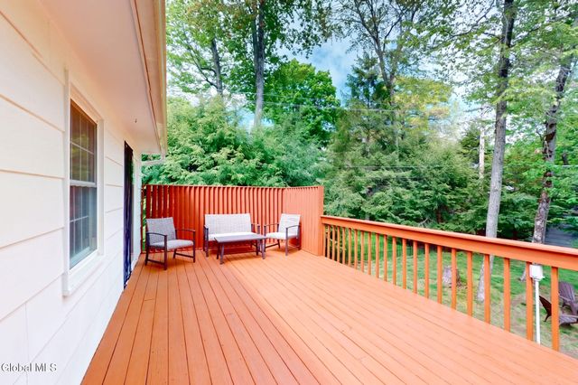 59 Brookview Avenue, Bethlehem, NY 12054