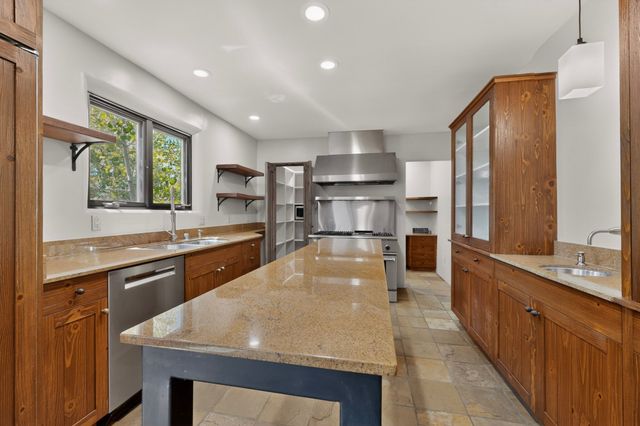 1031 Don Diego, Santa Fe, NM 87505