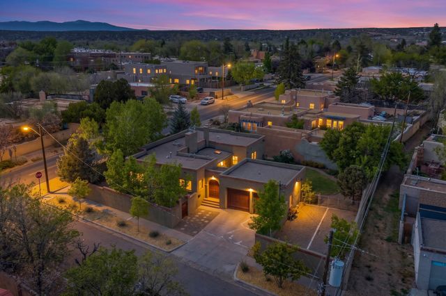 1031 Don Diego, Santa Fe, NM 87505