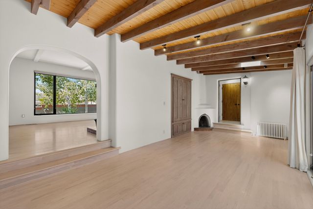 1031 Don Diego, Santa Fe, NM 87505