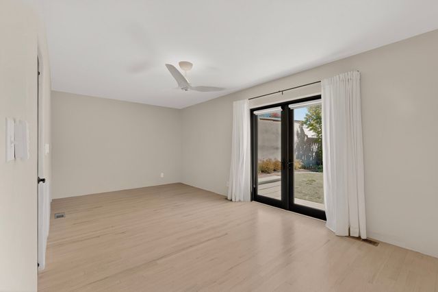 1031 Don Diego, Santa Fe, NM 87505