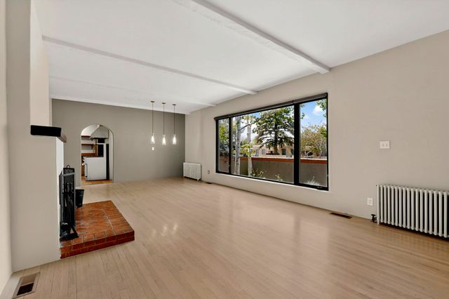 1031 Don Diego, Santa Fe, NM 87505