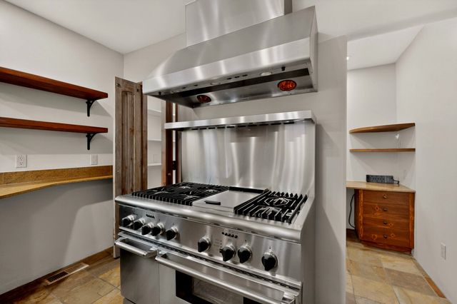 1031 Don Diego, Santa Fe, NM 87505