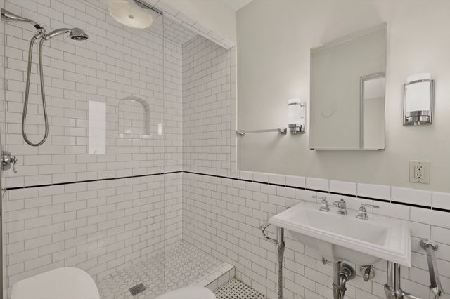 1031 Don Diego, Santa Fe, NM 87505