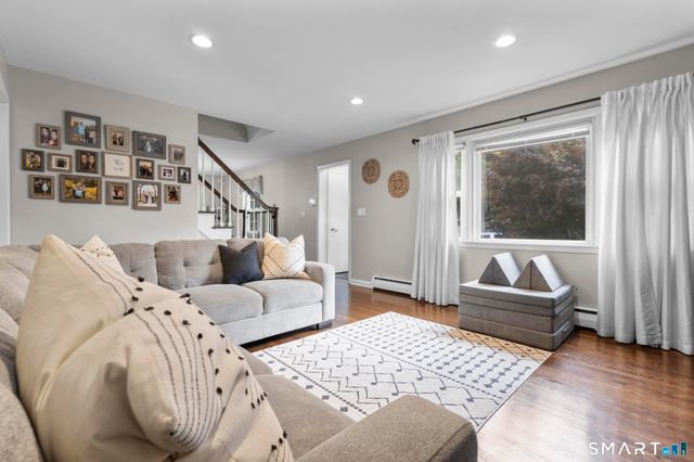 260 Toilsome Place, Bridgeport, CT 06606