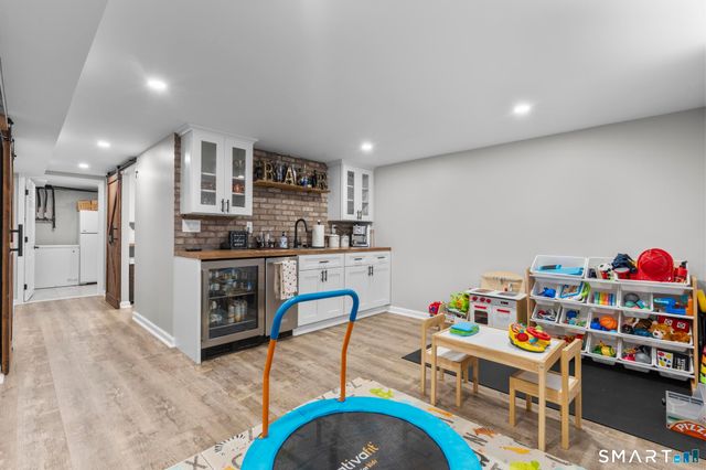 260 Toilsome Place, Bridgeport, CT 06606