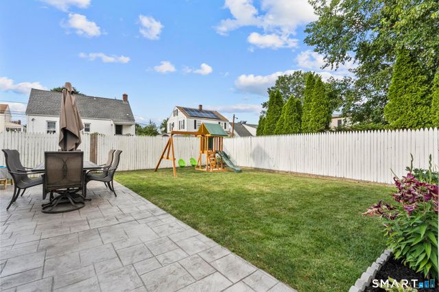 260 Toilsome Place, Bridgeport, CT 06606