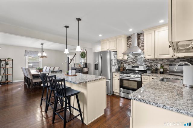 260 Toilsome Place, Bridgeport, CT 06606