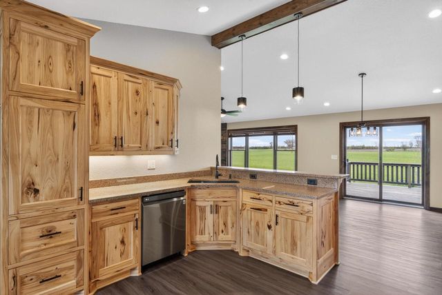 W5791 Prairie View DRIVE, Random Lake, WI 53075