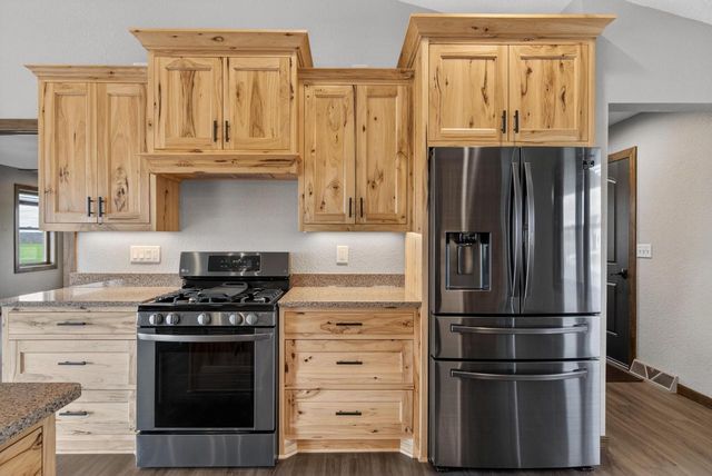 W5791 Prairie View DRIVE, Random Lake, WI 53075