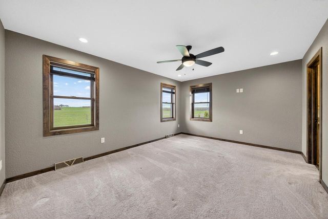 W5791 Prairie View DRIVE, Random Lake, WI 53075