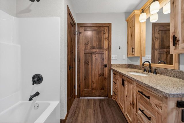 W5791 Prairie View DRIVE, Random Lake, WI 53075