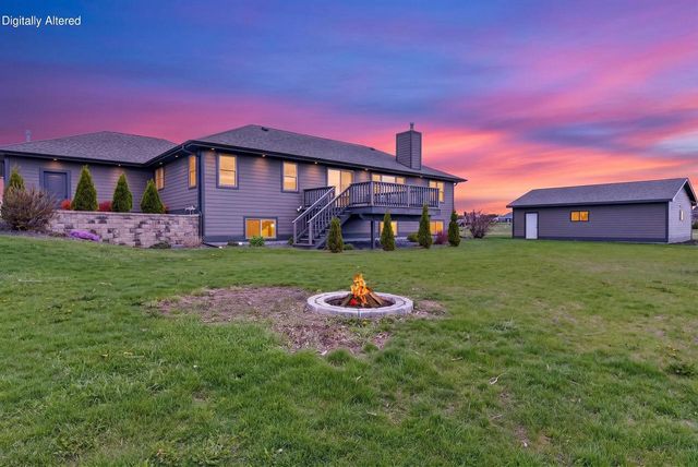W5791 Prairie View DRIVE, Random Lake, WI 53075
