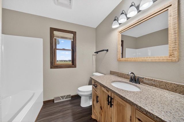 W5791 Prairie View DRIVE, Random Lake, WI 53075