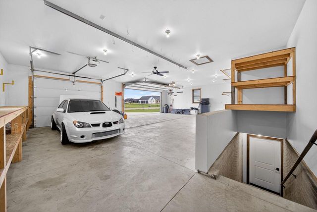 W5791 Prairie View DRIVE, Random Lake, WI 53075