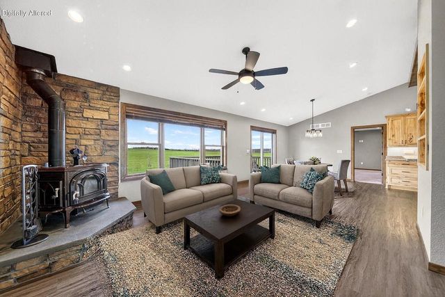 W5791 Prairie View DRIVE, Random Lake, WI 53075