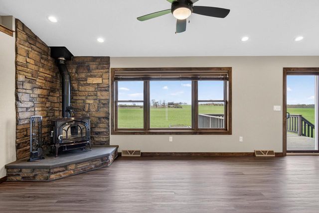 W5791 Prairie View DRIVE, Random Lake, WI 53075