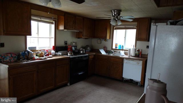 22209 PONDSVILLE RD, Hagerstown, MD 21742
