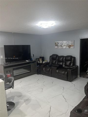 819 NE 199th Street 6-101, Miami, FL 33179