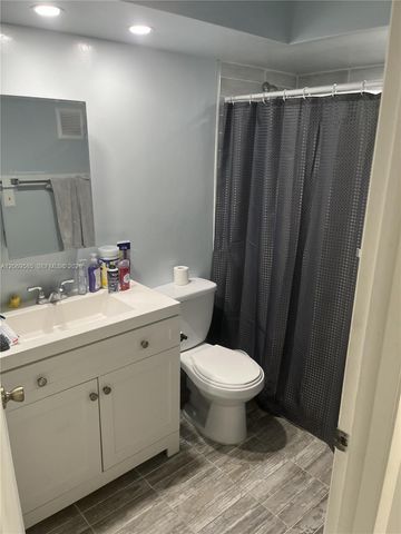 819 NE 199th Street 6-101, Miami, FL 33179