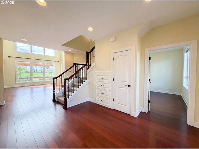 2250 Sw HOMER ROSS Loop, Mc Minnville, OR 97128