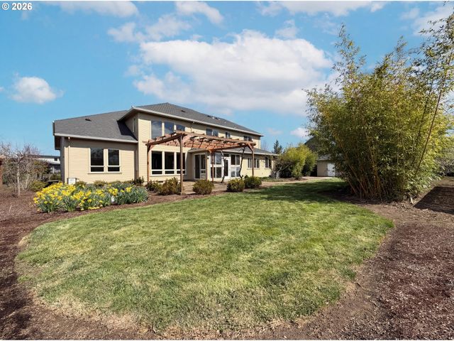 2250 Sw HOMER ROSS Loop, Mc Minnville, OR 97128