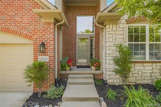 1202 Wind Chime Drive 16, Waterford Charter Township, MI 48327