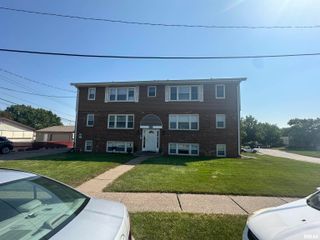 2705 N LINCOLN Avenue, Davenport, IA 52804