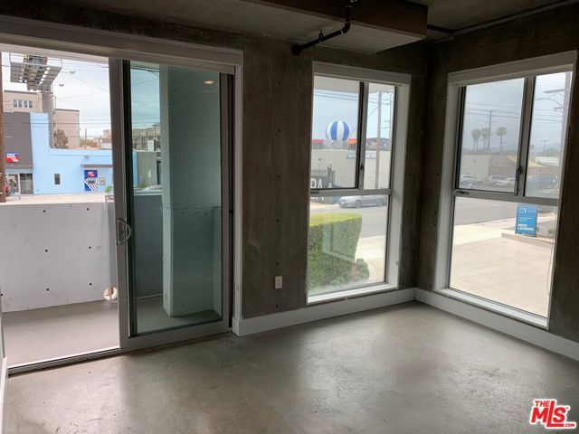 4210 Del Rey Avenue 201, Marina Del Rey, CA 90292