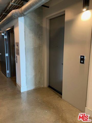 4210 Del Rey Avenue 201, Marina Del Rey, CA 90292