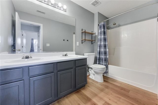 121 Fox Creek Drive, Woodstock, GA 30188