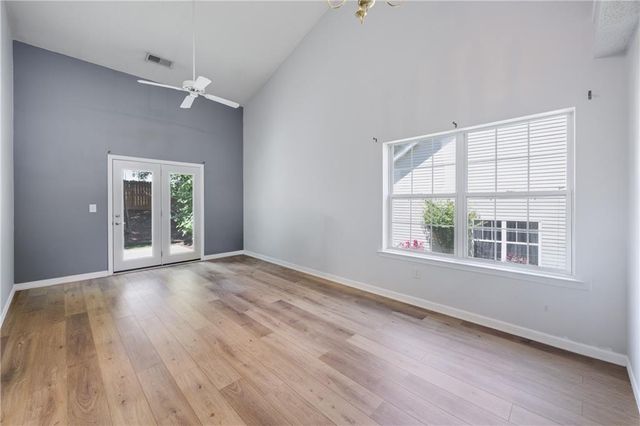 121 Fox Creek Drive, Woodstock, GA 30188