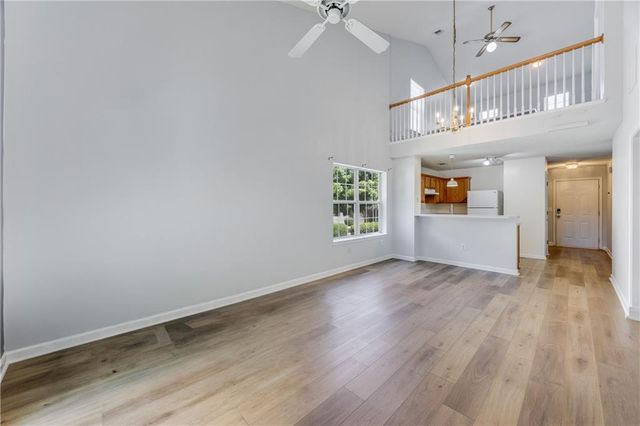 121 Fox Creek Drive, Woodstock, GA 30188