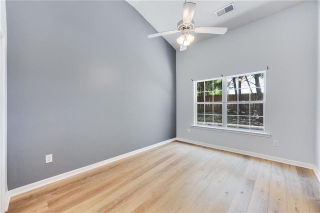 121 Fox Creek Drive, Woodstock, GA 30188