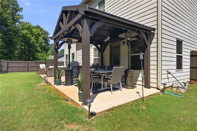 496 Berkleigh Trails Drive, Hiram, GA 30141
