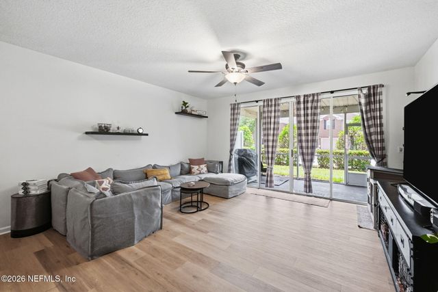 4186 MARBLEWOOD Lane, Jacksonville, FL 32216