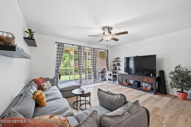 4186 MARBLEWOOD Lane, Jacksonville, FL 32216